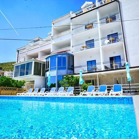 Hotel Bavaria Trogir Доньї-Сегет Екстер'єр фото